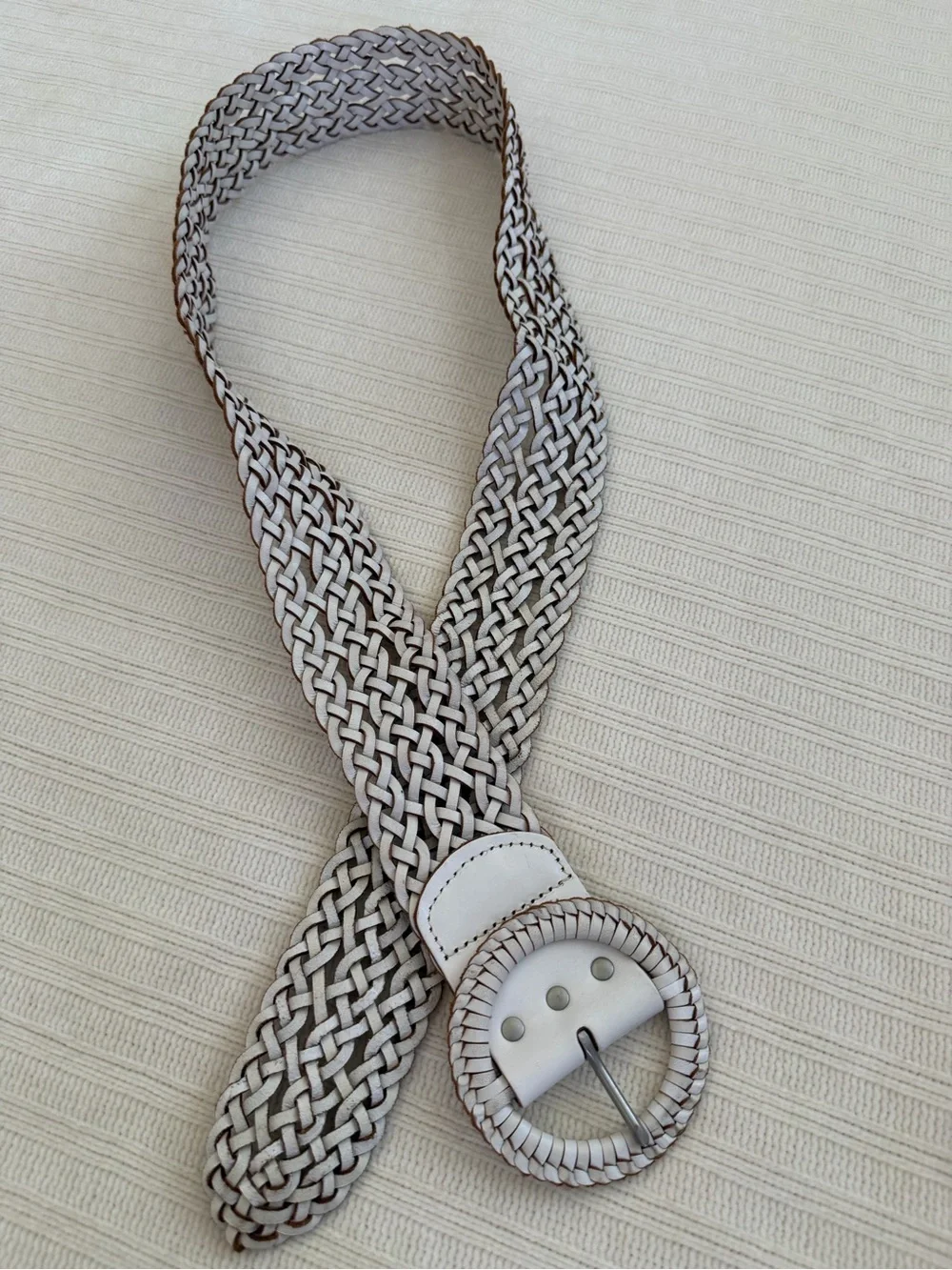 American Eagle 100% Genuine Leather Woven Bohemian Circle Buckle Belt - White